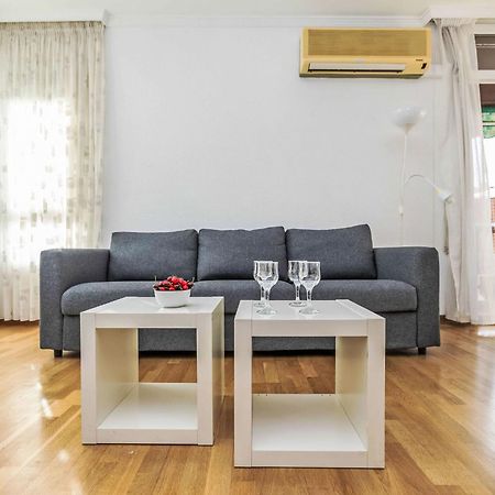 Apartment Sants-Les Corts Galileu By Interhome Барселона Экстерьер фото