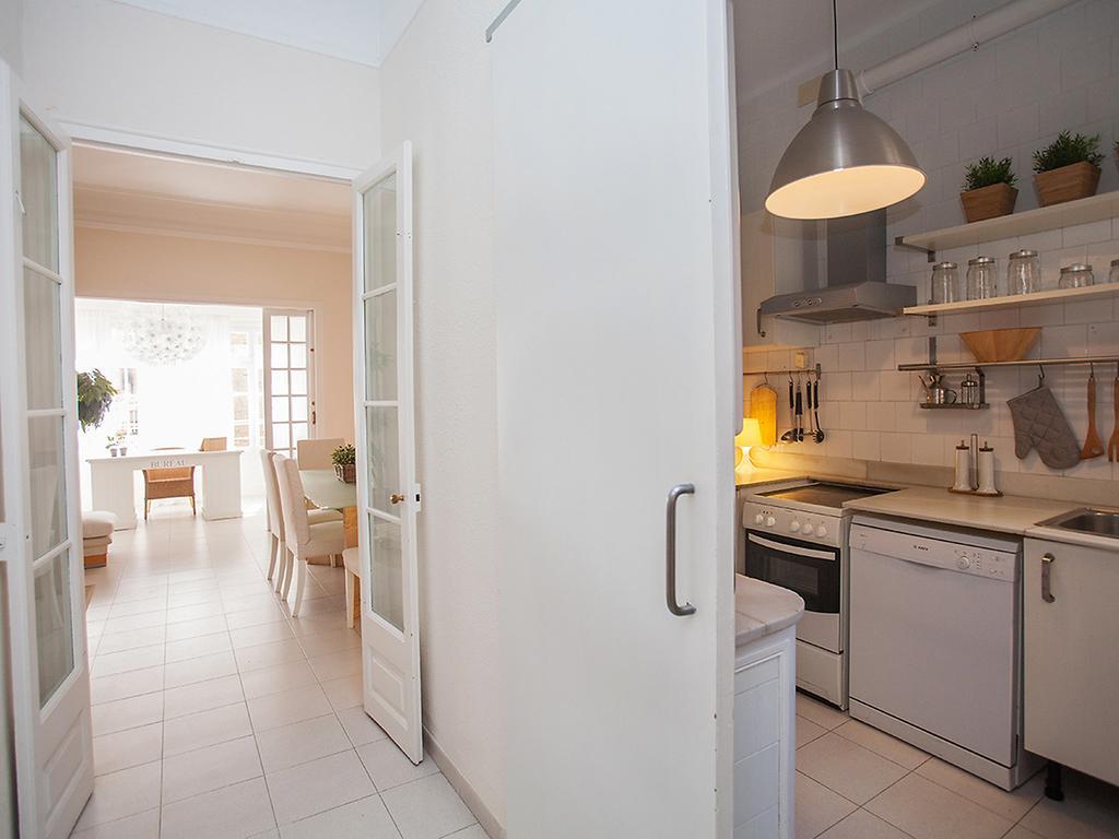 Apartment Sants-Les Corts Galileu By Interhome Барселона Экстерьер фото