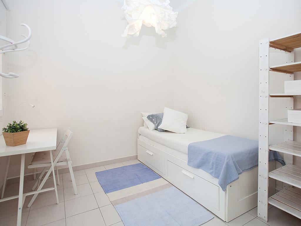 Apartment Sants-Les Corts Galileu By Interhome Барселона Экстерьер фото